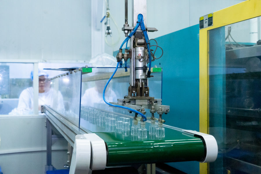 FOSHAN SHUNDE QUANYE PLASTICS CO.,LTD cadena de producción del fabricante