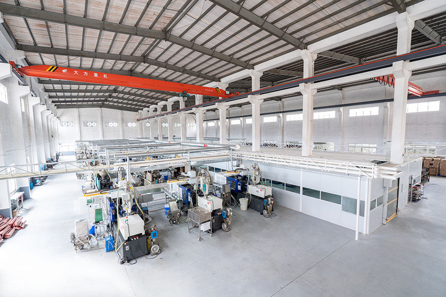 FOSHAN SHUNDE QUANYE PLASTICS CO.,LTD cadena de producción del fabricante