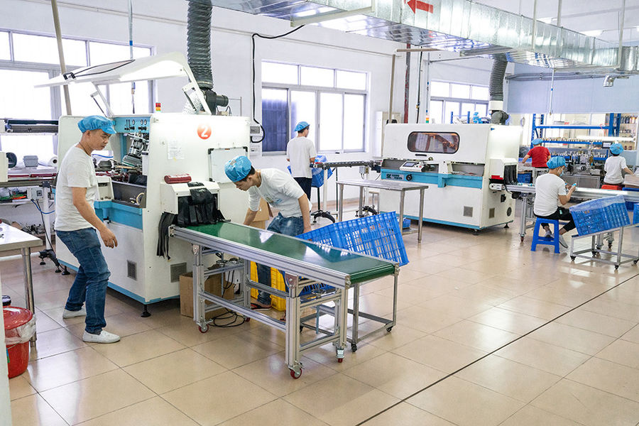 FOSHAN SHUNDE QUANYE PLASTICS CO.,LTD cadena de producción del fabricante
